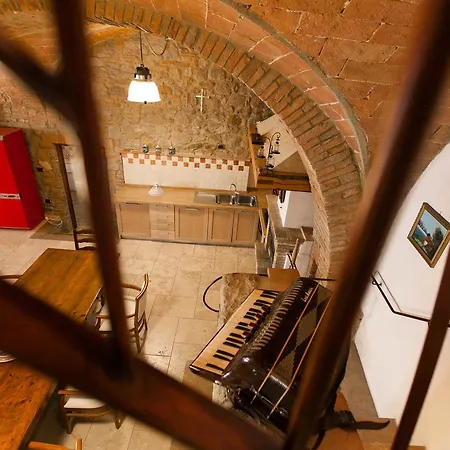 Tatil Evi Casa Scuderia Volterra